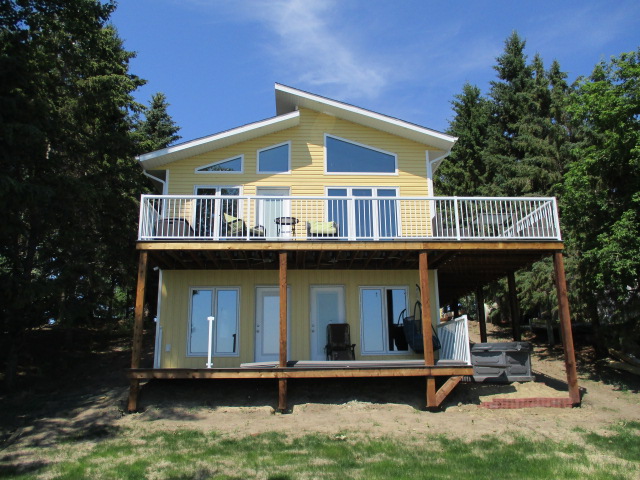 RTM Front View - Lake Front Cabin